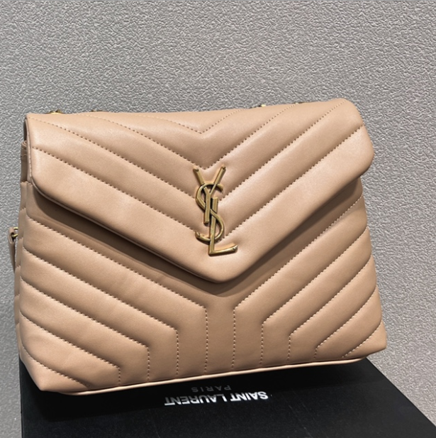 Bolso LouLou De YSL. N°124