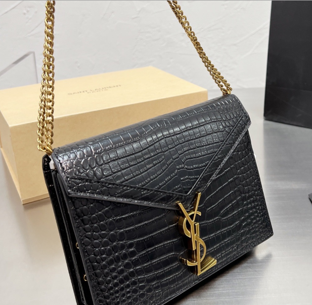 Bolso Cassandra de YSL. N°157