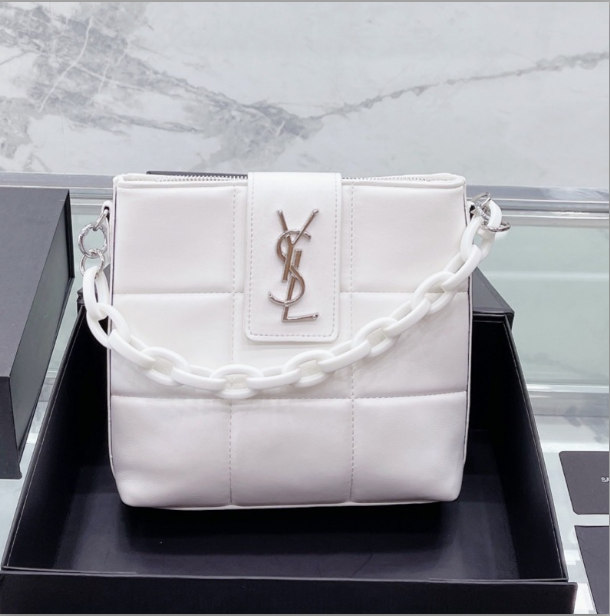 Bolso Crossbody de YSL. N°170