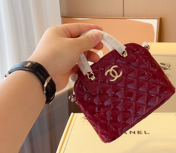 Bolso 23SS de Chanel. N°190