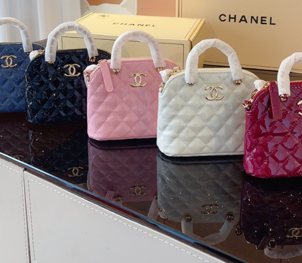 Bolso 23SS de Chanel. N°190