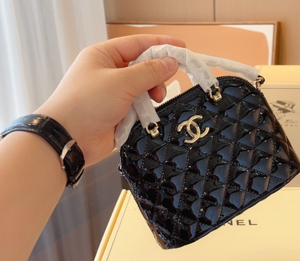 Bolso 23SS de Chanel. N°190