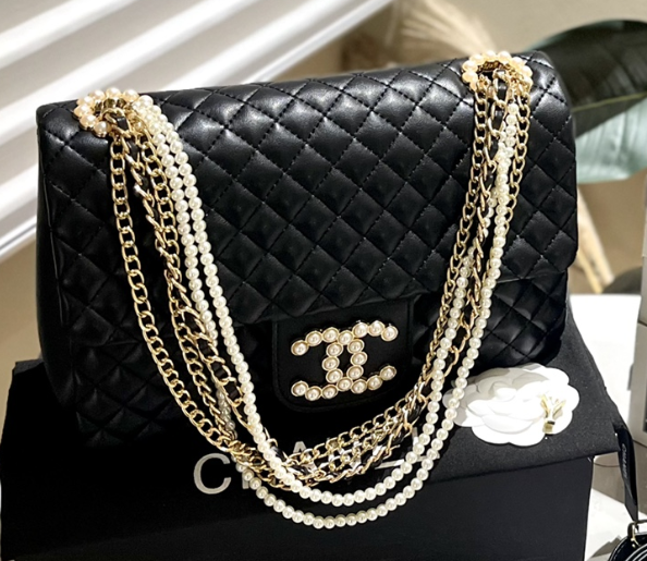 Bolso Westminster de Chanel.  N°193