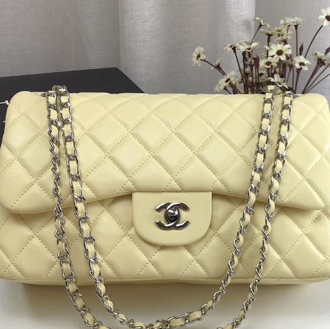 Bolso CF De Chanel. N°202