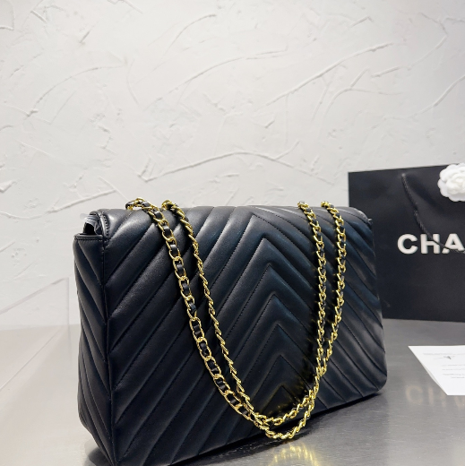 Bolso Chevron de Chanel. N° 237