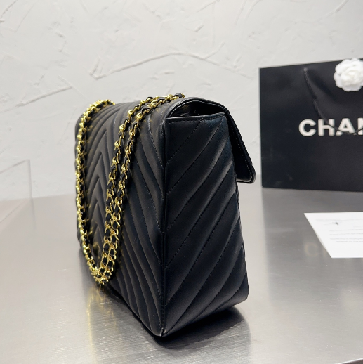 Bolso Chevron de Chanel. N° 237