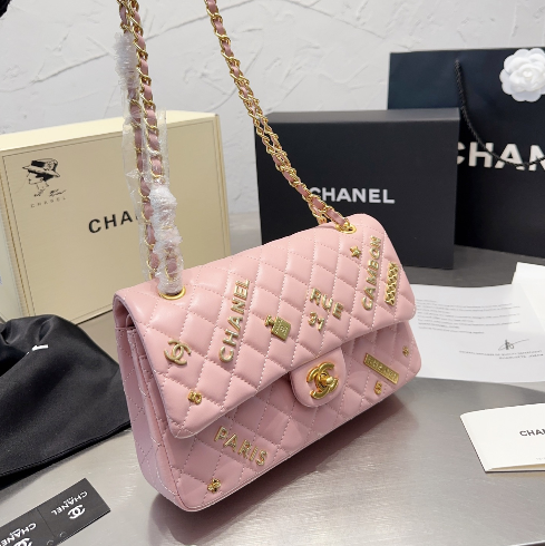 Bolso CF Lucki Charm de Chanel. N°246