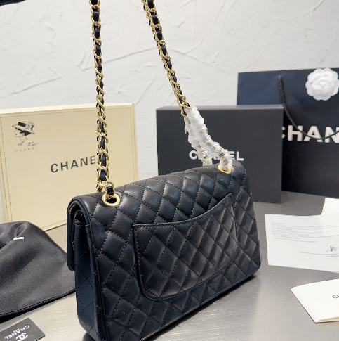 Bolso CF Lucki Charm de Chanel. N°246