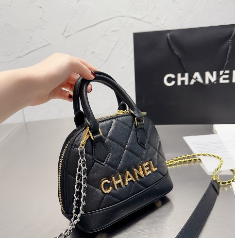 Bolso Shell de Chanel. N°249