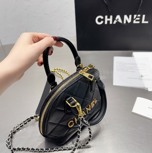 Bolso Shell de Chanel. N°249