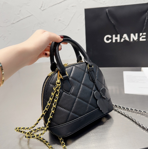 Bolso Shell de Chanel. N°249